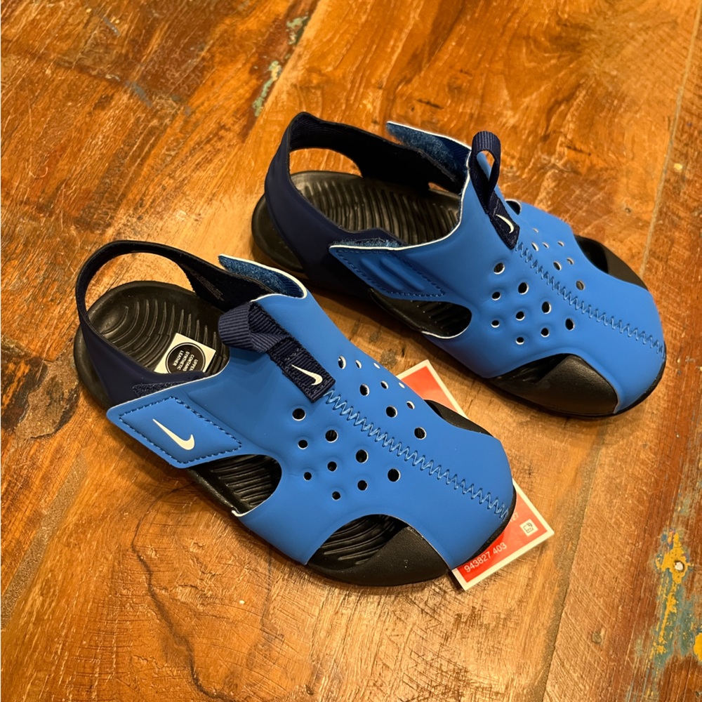 NWT Nike Kids Sunray Protect 2 Sandals